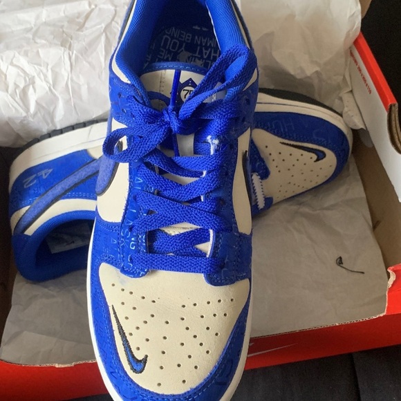 Nike Dunk Low (GS) Jackie Robinson Anniversary Dunks - Picture 4 of 5